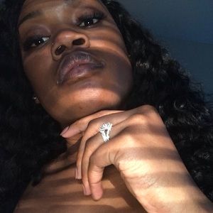 Meet your Posher, Achaia